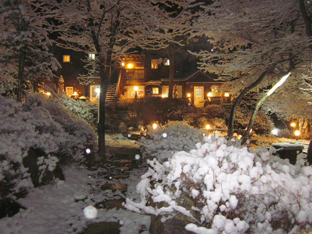 Mayfair Deneb Pension Pyeongchang Buitenkant foto